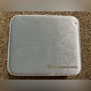 Kendra Scott - Mattie Large Box in Light Blue